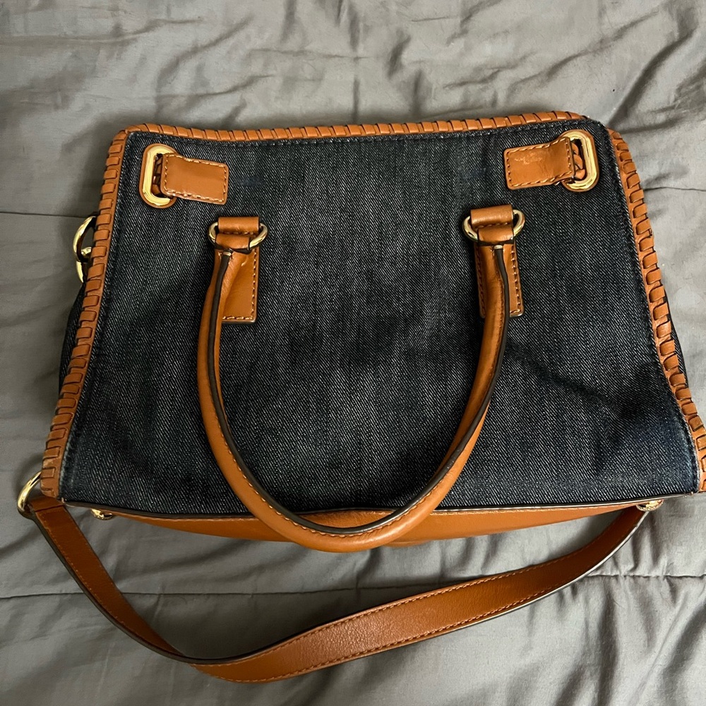 Michael Kors Black and Tan Shoulder Bag - Picture 4 of 6